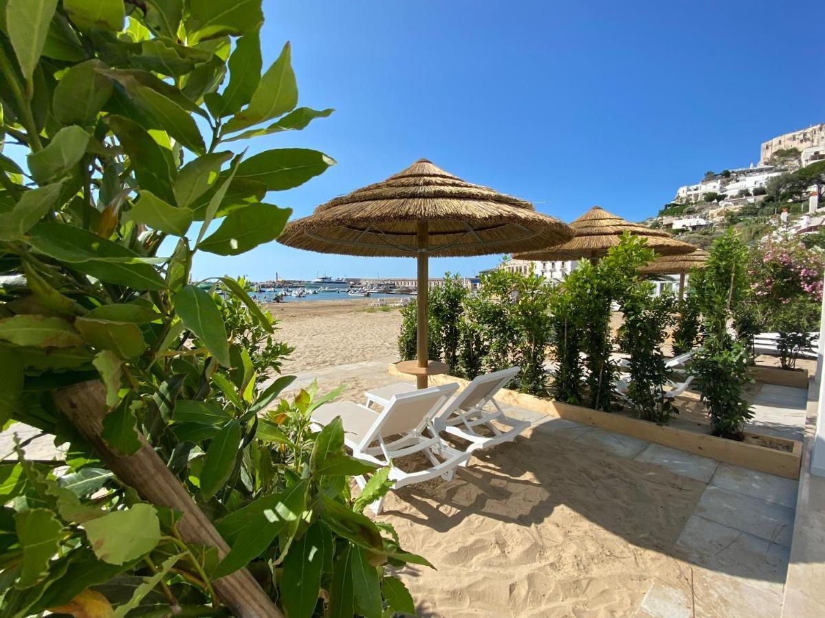 Marina Bay Suites Peschici Kültér fotó